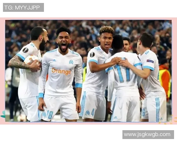 尼姆与尼斯的激烈对决揭示法甲联赛的竞争魅力与球队实力较量